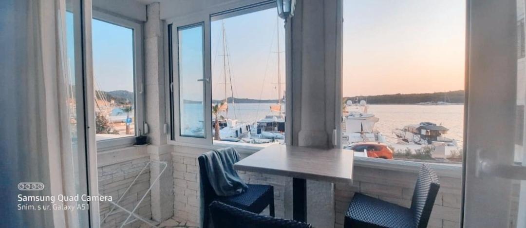 Apartman Cezar2 Rogoznica  Luaran gambar